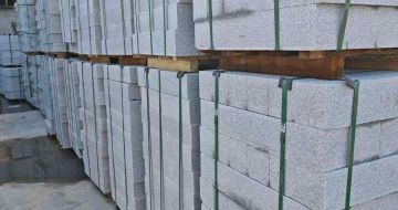 河南芝麻白路牙石，路侧石